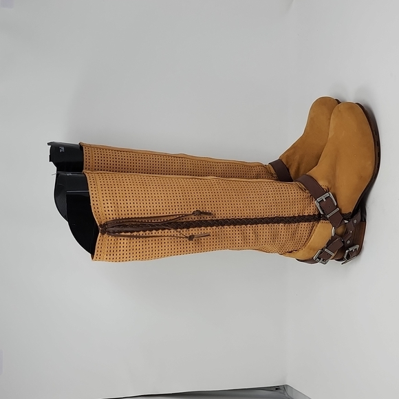 Anthropologie Bacio 61 Parpare Tan Perforated Leather Tall Ridding Boot Size 7 - Picture 3 of 6